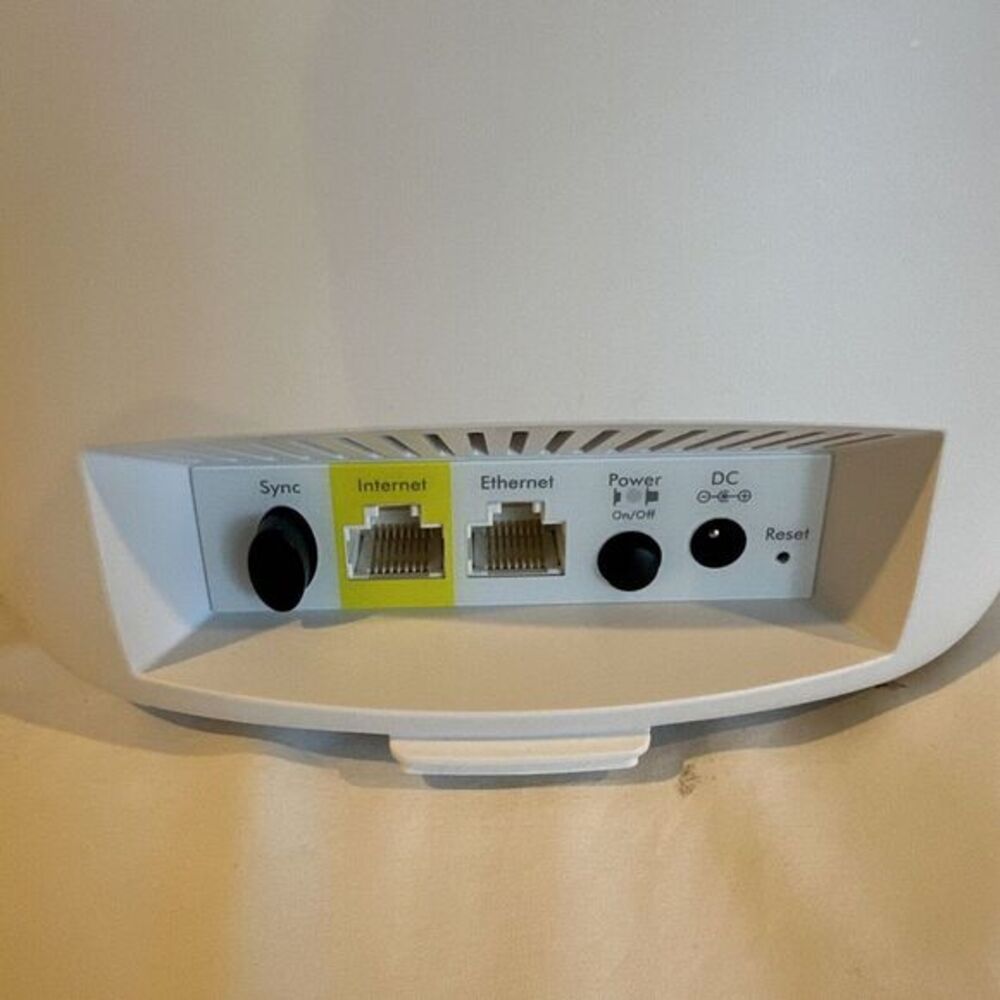NETGEAR Orbi Model RBR20 Router White Home Mesh WiFi Tri-band - Picture 5 of 6